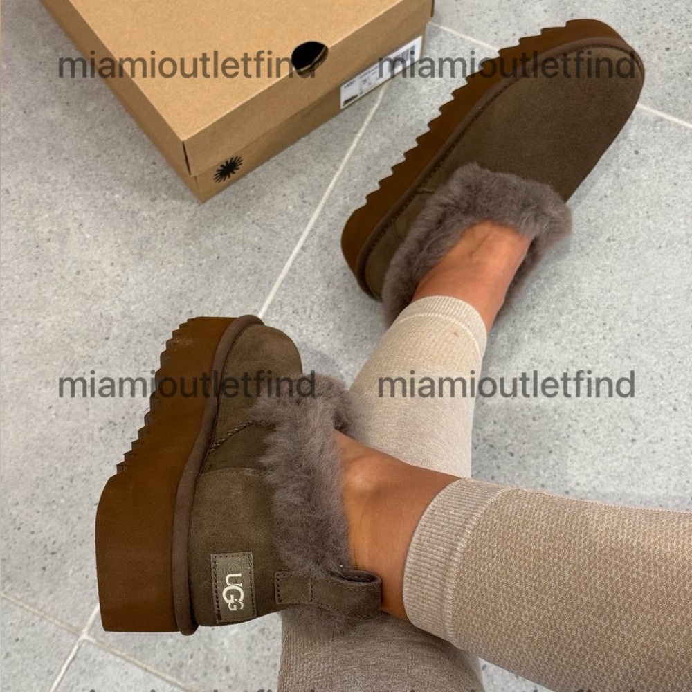 ✨ UGG Women’s Platform Slippers | Genuine Shearling | Original Box ✨